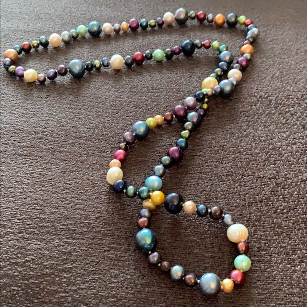 ⚪️ Freshwater Pearl Necklace